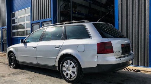 Dezmembrez Audi A6 4B C5 2000 Berlina 2.5 TDI