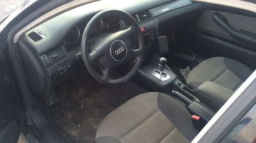 Dezmembrez Audi A6 Allroad 2,5 tdi 2002