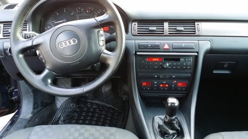 Dezmembrez Audi A6 C5 Berlina 2,5TDI 150CP AKN 2001