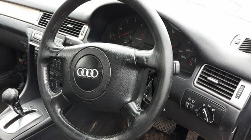 Dezmembrez Audi A6 c5 motor 1.9 TDI cod motor AFN