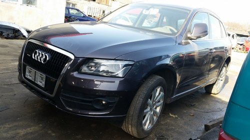 Dezmembrez Audi Q5, an 2010, 3000 tdi