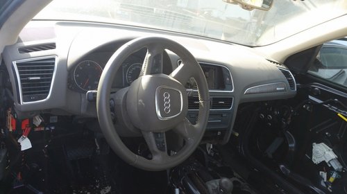 Dezmembrez Audi Q5, an 2010, 3000 tdi