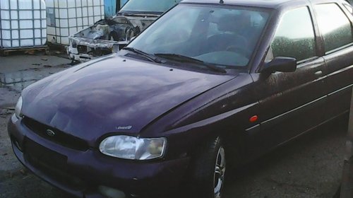 Dezmembrez auto Ford Escort motor 14 B an 1997