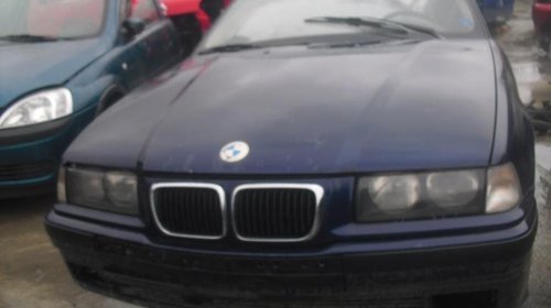 Dezmembrez BMW 318, an 1998, 2 usi, 1.9 benzi