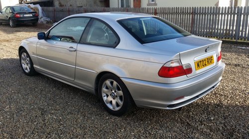 Dezmembrez BMW 318i COUPE 143CP manual 2002