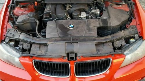 Dezmembrez Bmw 318i E90 2006