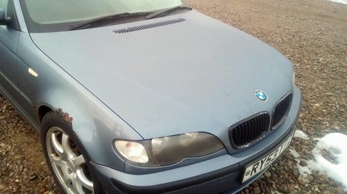 Dezmembrez BMW 320 benzina