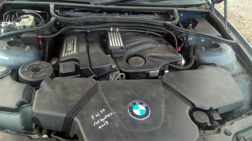 Dezmembrez BMW 320 benzina