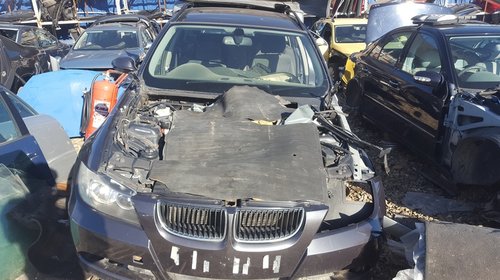 Dezmembrez Bmw 320 D