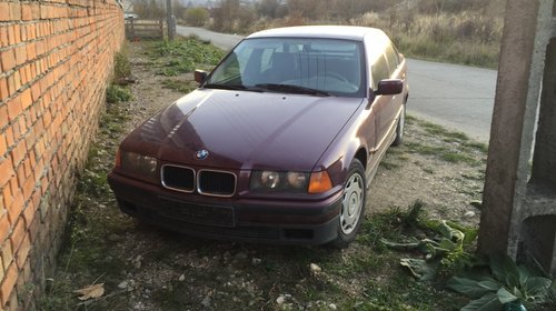 Dezmembrez BMW 320 i an 1997 e36