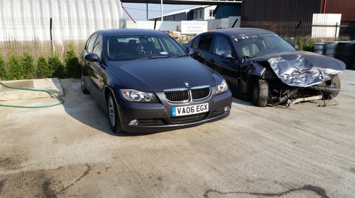 Dezmembrez BMW 320d E90/2006