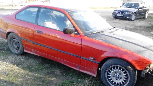 Dezmembrez bmw 320i e36 coupe berlina