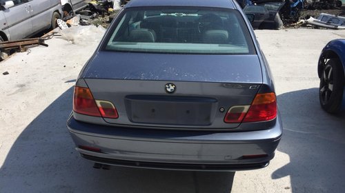 Dezmembrez BMW 323 E46