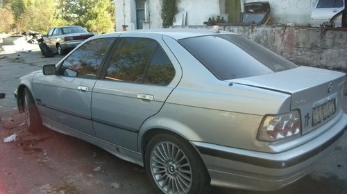 dezmembrez BMW 325 TDS 105 kw anul 1996