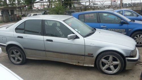 Dezmembrez Bmw 325tds E36 1993 berlina