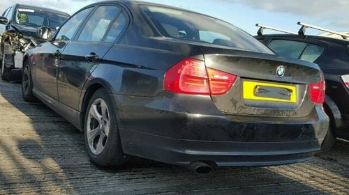 Dezmembrez Bmw 330d E90 2010