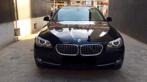 Dezmembrez bmw 520d F10 2011