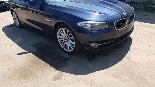 Dezmembrez Bmw 520d F10 an 2012