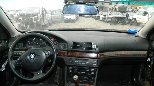 Dezmembrez BMW 525, 1997-2000 (E39)