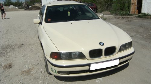 Dezmembrez BMW 525 din 1999 (2.5 D) (105 kw) 