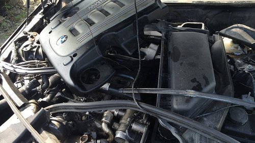 Dezmembrez BMW 525d, 2005