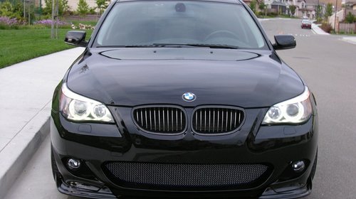 Dezmembrez BMW 530 E60 2007