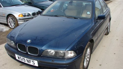 Dezmembrez BMW 530d din 2000