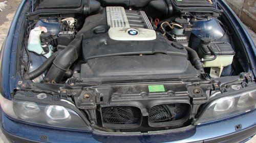Dezmembrez BMW 530d din 2000