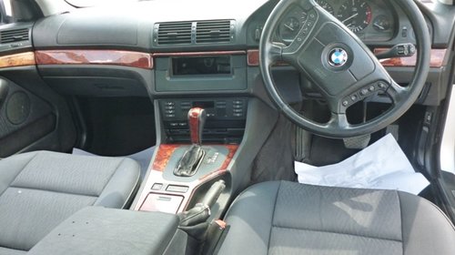 Dezmembrez BMW 530d E39