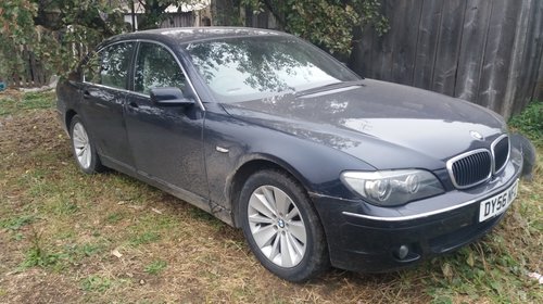 Dezmembrez bmw 730 an 2007