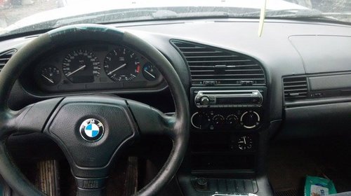 Dezmembrez BMW e 36 318 316 Benzina 1997