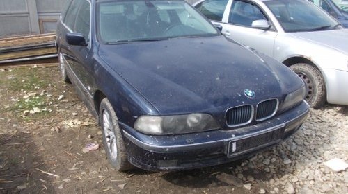 Dezmembrez BMW E 39 ,an 2000