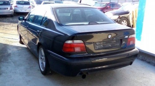 Dezmembrez BMW E 39 ,an 2003