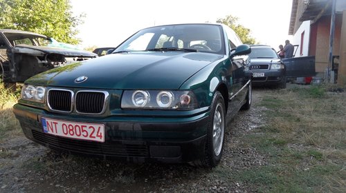 Dezmembrez BMW E36 1,8 benzina Touring