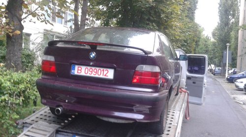 Dezmembrez BMW e36 Compact 316 m43 din 1997