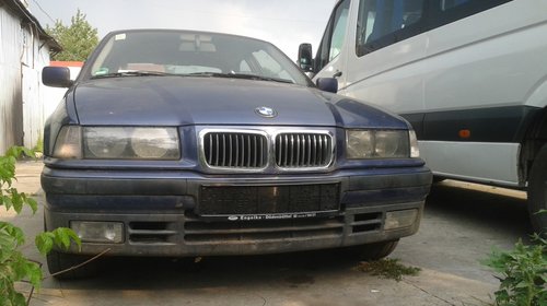 Dezmembrez BMW e36 Compact 316i m43 din 1998