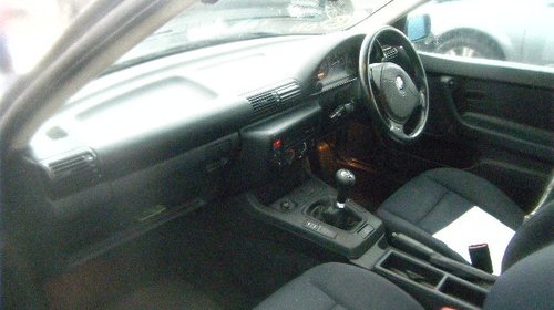 Dezmembrez BMW E36 din 1997, 1.6b,