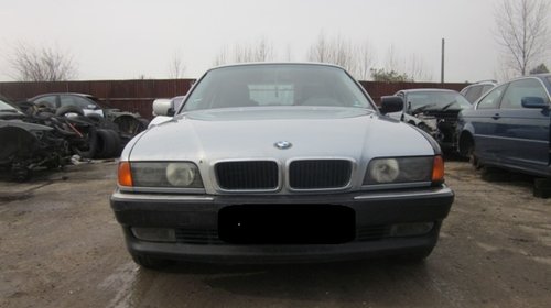 Dezmembrez BMW E38