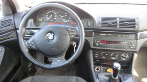 Dezmembrez BMW E39 525d;2000