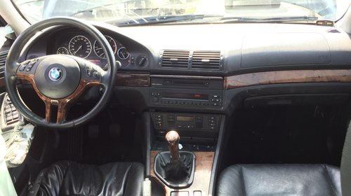 Dezmembrez BMW E39 525d facelift