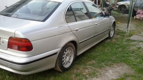 Dezmembrez BMW e39 528i an 1996 Vanos