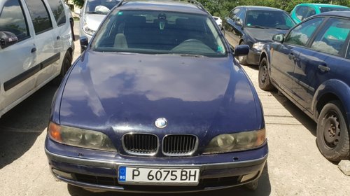 Dezmembrez bmw e39 diesel