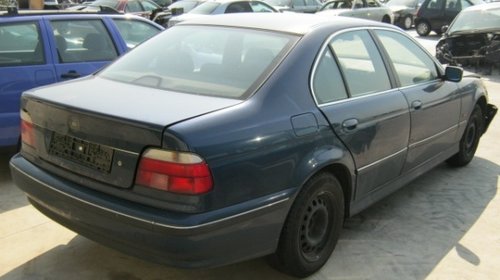Dezmembrez BMW E39 din 1999, 2.5d,