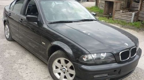 Dezmembrez bmw e46 2000