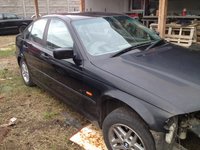 Dezmembrez bmw e46 318i an 2000