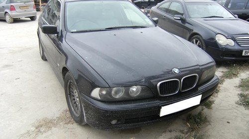 Dezmembrez BMW E46 DIN 2000