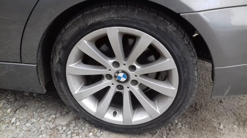 Dezmembrez BMW E90 Combi Facelift