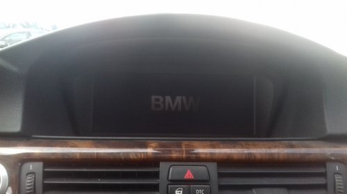 Dezmembrez BMW E90