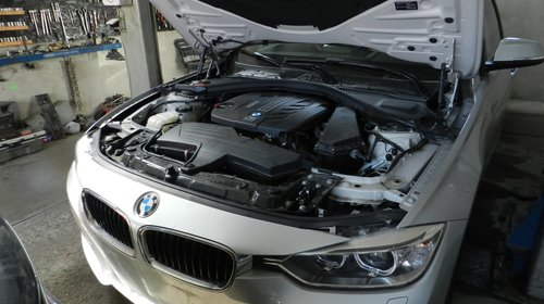 Dezmembrez BMW F30 2.0D 184 CP