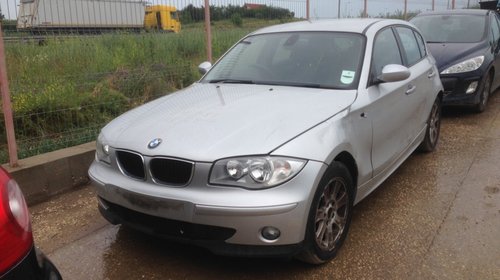 Dezmembrez BMW seria 1 din 2006 1.6 benzina